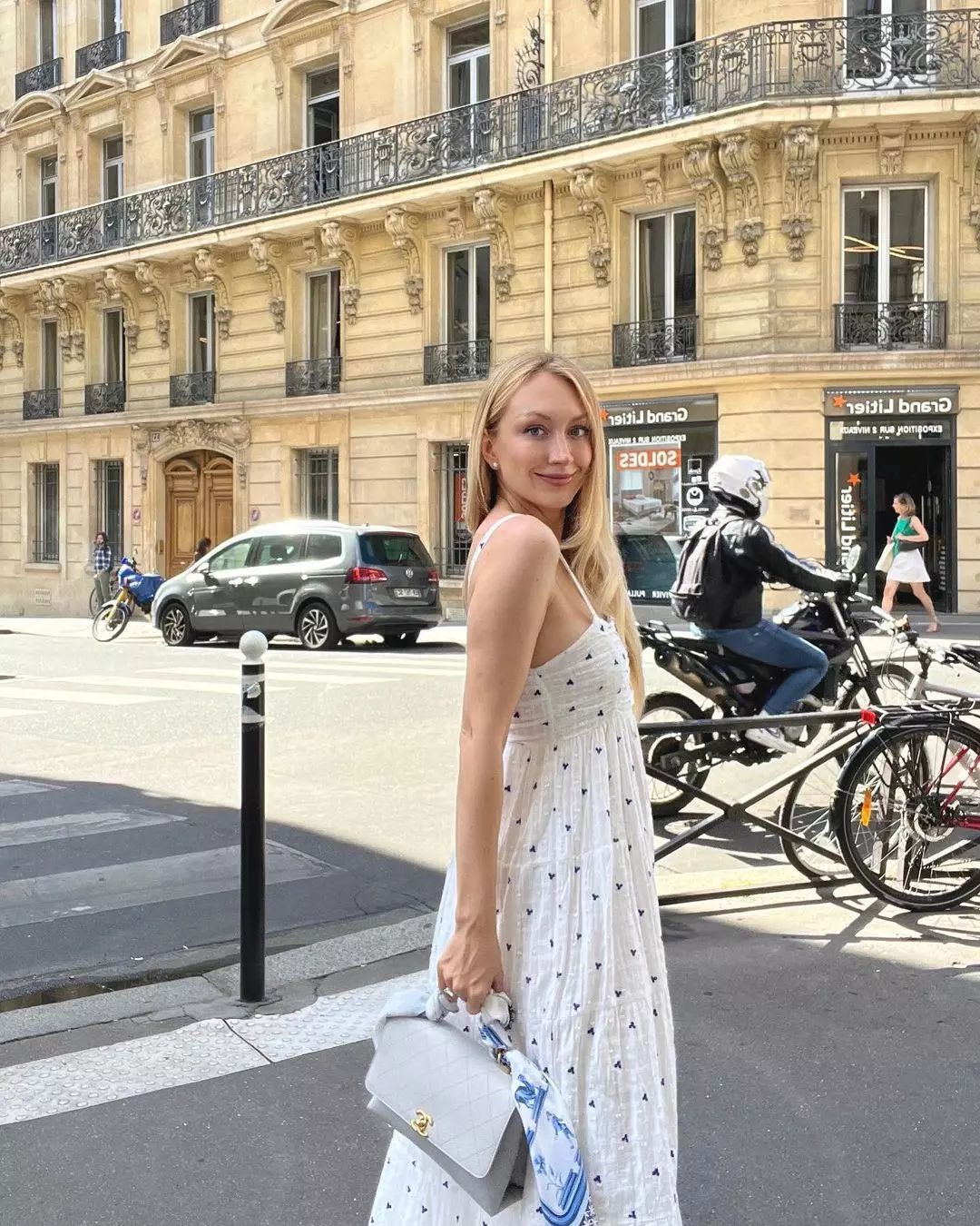 White Casual Maxi Dresses Are Must-Haves